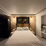 Chaleureux, Massage, Ciné, Bain Appartement